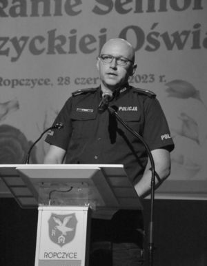 Na zdjęciu asp. Wojciech Tobiasz