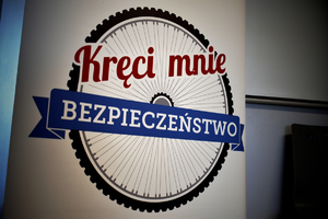 Uczestnicy półkolonii z wizytą w ropczyckiej komendzie