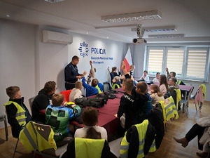 Dzieci z wizytą w ropczyckiej komendzie