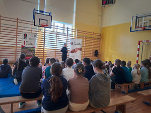 Spotkanie z uczniami Szkoły Podstawowej w Łączkach Kucharskich