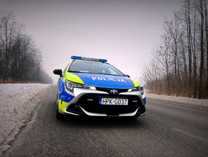 Dwie poranne kolizje na terenie powiatu. Policjanci apelują o rozważną jazdę