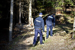 Wspólny patrol sędziszowskich dzielnicowych i policjantów ogniwa konnego Komendy Wojewódzkiej Policji w Rzeszowie
